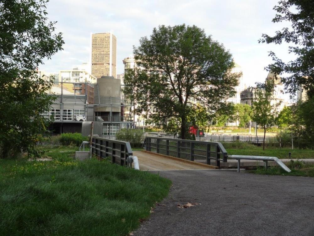 Infrastructure VaudreuilDorion, Montréal LES CONSTRUCTIONS P.R.V Inc